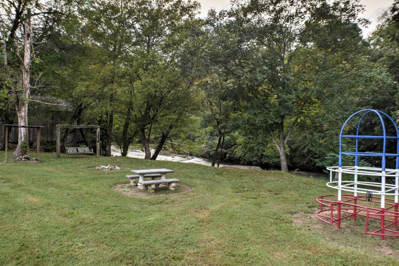 Ooltewah Cabin With Grill, Pool Table And Porch! Zewnętrze zdjęcie